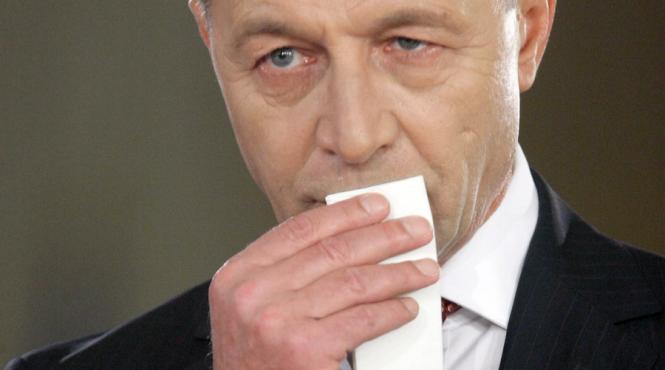 basescu o firma franceza a facut in 2012 analiza substantelor hexi pharma cum de sri nu a aflat