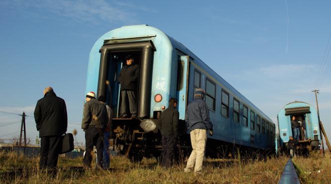 dambovita un mort si un ranit grav dupa ce o masina a fost lovita de tren la doicesti