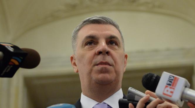 masca lui zorro il blocheaza pe ponta