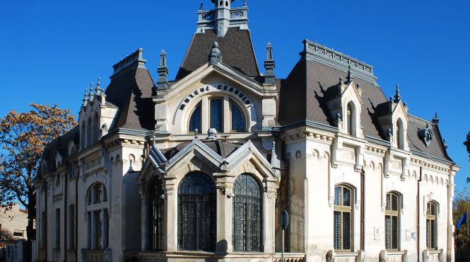 unic in romania muzeul ceasului din ploiesti