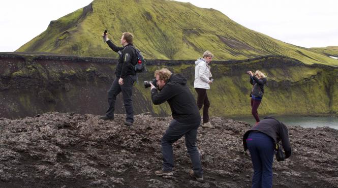 cand turistul nostru devine inamicul nostru