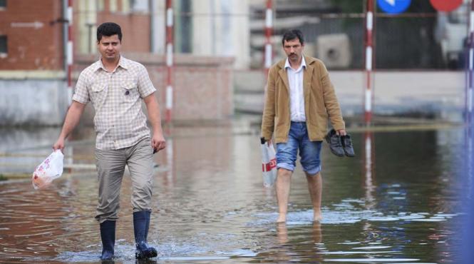arges un nou incendiu la un depozit de deseuri de produse petroliere de langa pitesti