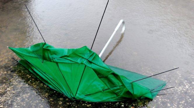 cod galben de ploi descarcari electrice si vant in judete din oltenia si muntenia