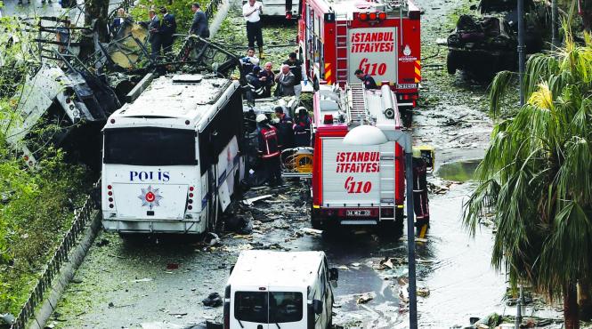 atentat cu masina capcana la istanbul