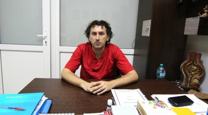 constanta medic retinut de politisti dupa ce a agresat sexual o minora