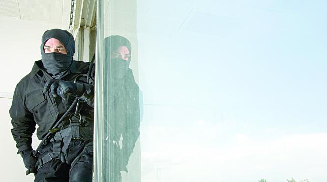 cisterne salupe camioane autobuze si vehicule speciale pentru linistea agentilor secreti