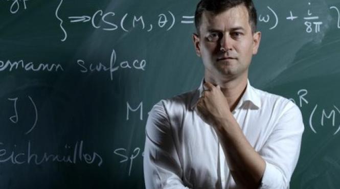 povestea incredibila a sotului clotildei armand supranumit mister matematica