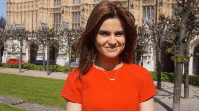 deputata britanica pro ue jo cox a murit dupa ce a fost impuscata si injunghiata in nordul angliei