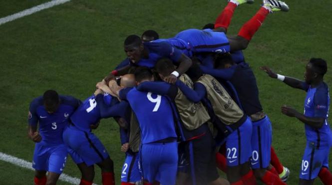 euro 2016 franta in optimile de finala dupa ce a invins albania 2 0