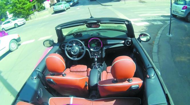 mini cooper s cabrio cat costa o jucarie scumpa