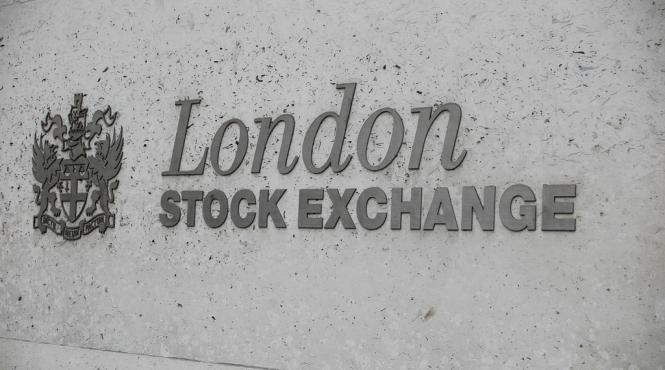 brexit bursa de la londra in cadere cu 8 actiunile bancilor s au prabusit