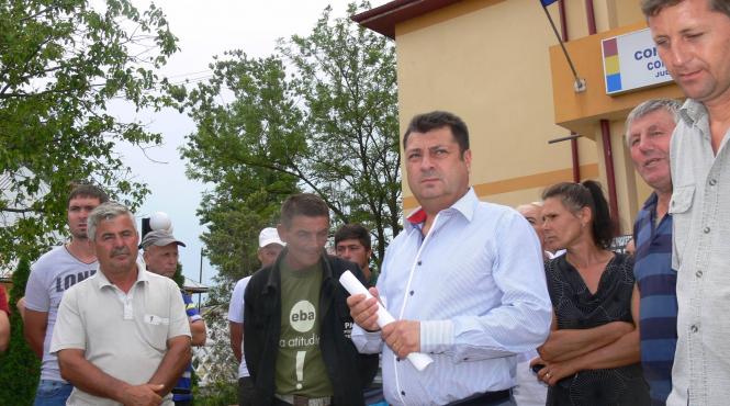 video primar la protest de strada impotriva sefului de post