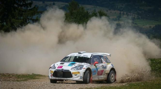 raliul moldovei moinesti debuteaza vineri cu 33 de echipaje la start girtofan poate deveni noul lider al campionatului