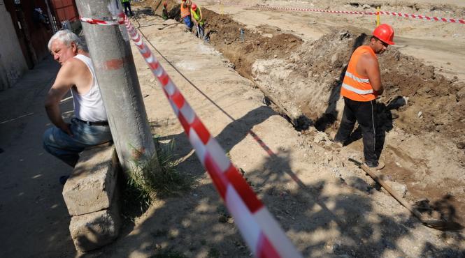 o greseala marca dorel a dus la betonarea unei conducte de canalizare in ramnicu valcea