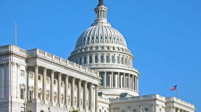 capitoliul de la washington inchis de politie dupa ce un barbat inarmat a patruns in cladire