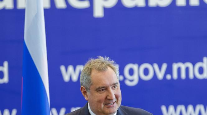 trimisul lui putin bate cu pumnul in masa armata rusa ramane in transnistria