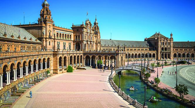 destinatia saptamanii escapada in sevilia