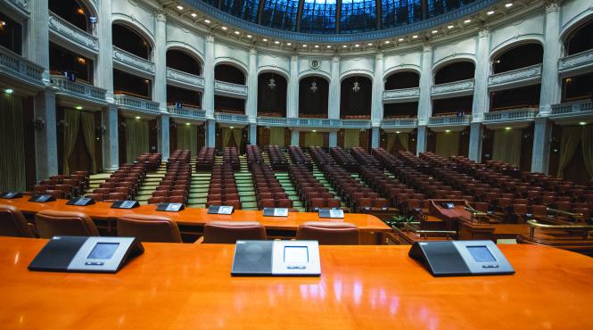 vom avea alta marie cu aceeasi palarie