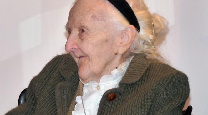 wechsler dinu pictorita de 107 ani a trecut in lumea umbrelor