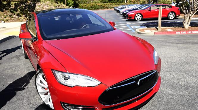 transportul viitorului masina care iti face bani cand nu o folosesti