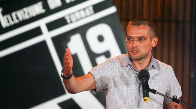 de ziua ta adelin petrisor jurnalist