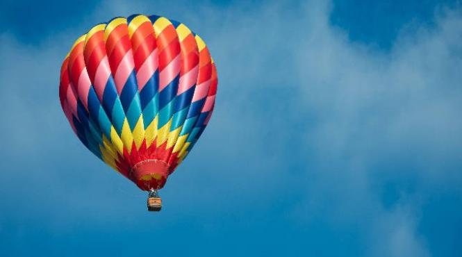 cel putin 16 morti dupa ce un balon a luat foc si s a prabusit in texas