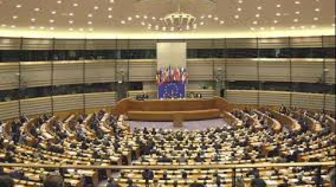 comisia europeana satul de drept este amenintat in polonia