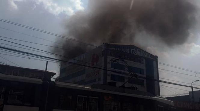 alerta incendiu in complexul itaoui din piata crangasi