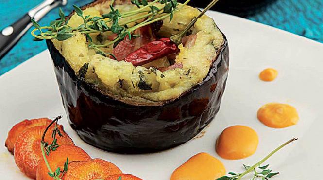 reteta cu legume de vara vinete umplute cu pui