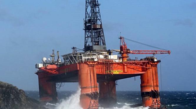 risc de poluare dupa ce o platforma de foraj a esuat pe o insula din scotia