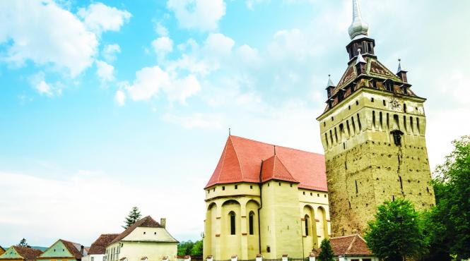 unic in romania saschiz comuna celor 7 biserici