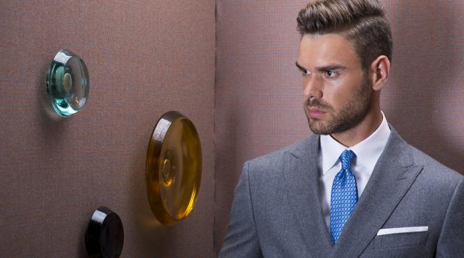 de la teologie direct pe marile podiumuri de moda ale lumii