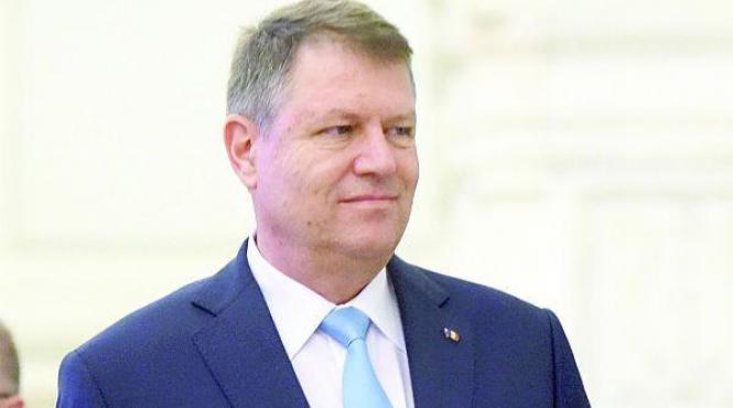 klaus iohannis felicitari echipei feminine de spada au facut o tara mandra