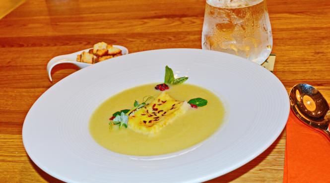 reteta crema de praz cu cruton de branza si chimen de la chef paul siserman