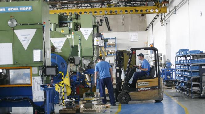 masini si utilaje vedetele vazarilor