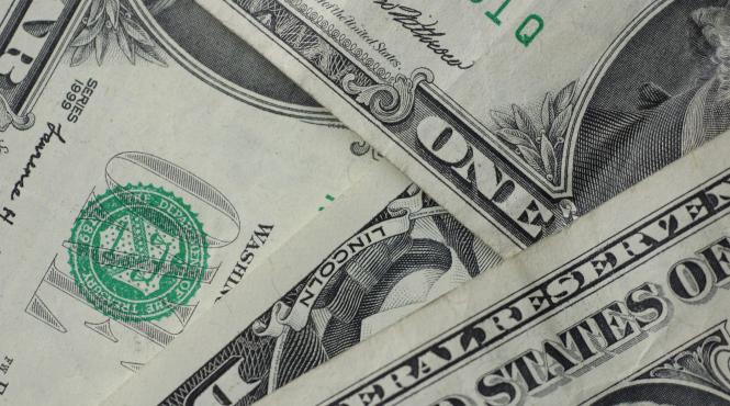 bancile au facut jumatate de miliard de euro profit