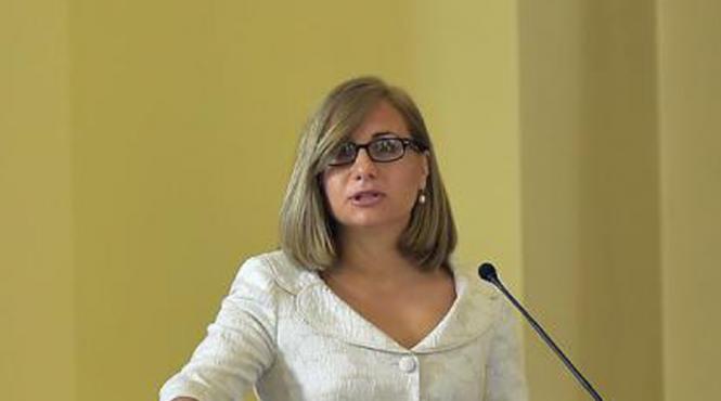 ministrul delegat pentru romanii de pretutindeni maria ligor viziteaza centrul italiei dupa cutremur