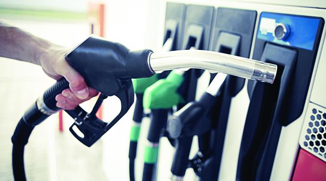 avem carburantii cei mai scumpi din regiune pretul benzinei in romania decuplat de cel al barilului