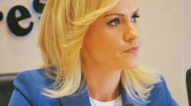 firea primarii de sector sunt in legatura cu isu pentru ca toate scolile sa respecte conditiile de securitate la incendiu
