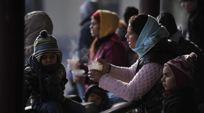 250 000 de romani traiesc cu mai putin de 300 lei luna