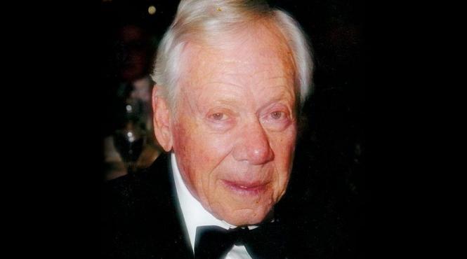 a murit leslie martinson regizorul primului film batman