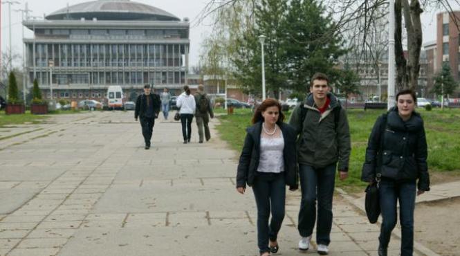 5000 de locuri libere la universitatea politehnica din bucuresti vezi cand incep inscrierile