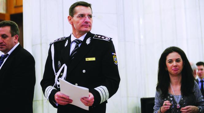 razboiul dna dipi purtat cu acoperiti