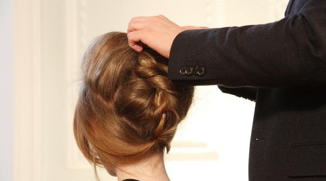 boala care te face sa ti smulgi parul