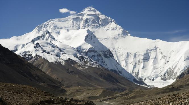 un alpinist clujean a atins un varf de peste 8 000 de metri din himalaya