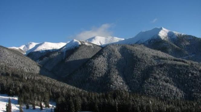 zapada de 12 cm in muntii calimani si gurghiu