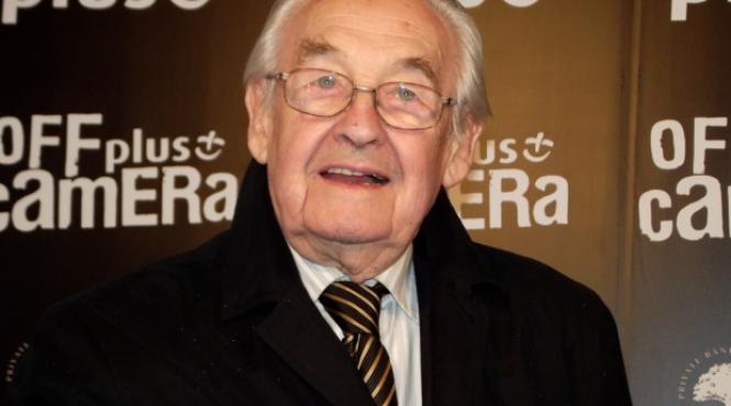 doliu in lumea filmului regizorul andrzej wajda a murit