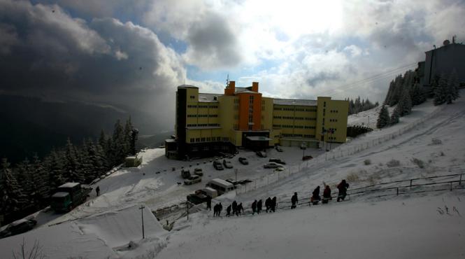 stratul de zapada se apropie de grosimea de 30 cm in prahova