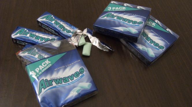 guma de mestecat ajuta la arderea caloriilor