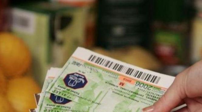 proiectul care ofera angajatorilor posibilitatea sa mareasca tichetul de masa pana la 15 lei adoptat de plenul camerei deputatilor